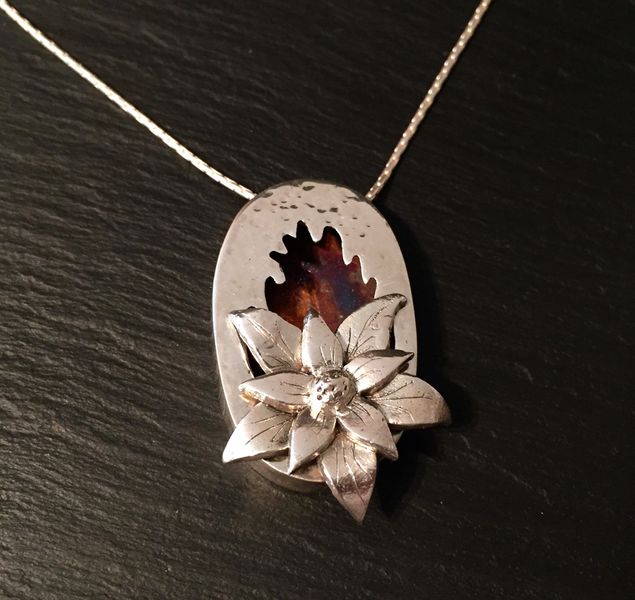 Silver clay poinsetta