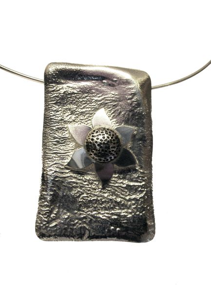 Silver reticulated pendant