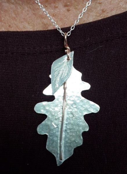 Delicate leaf pendant