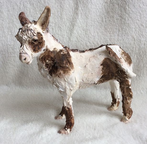 Small donkey size from chest to bum 16cm and height 17cm 
Can be made bigger