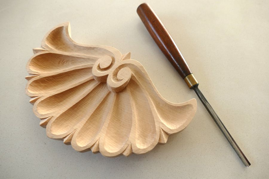 Shell wood carving example