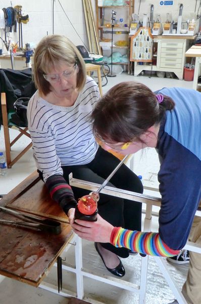 Shaping a paperweight