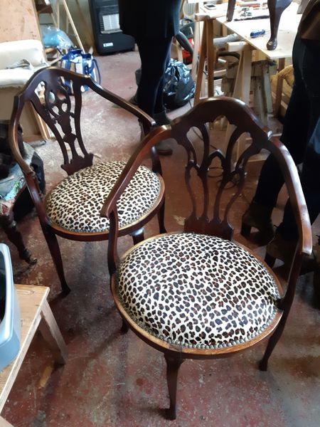 Beautiful restoration of a pair of Mahogany armchairs