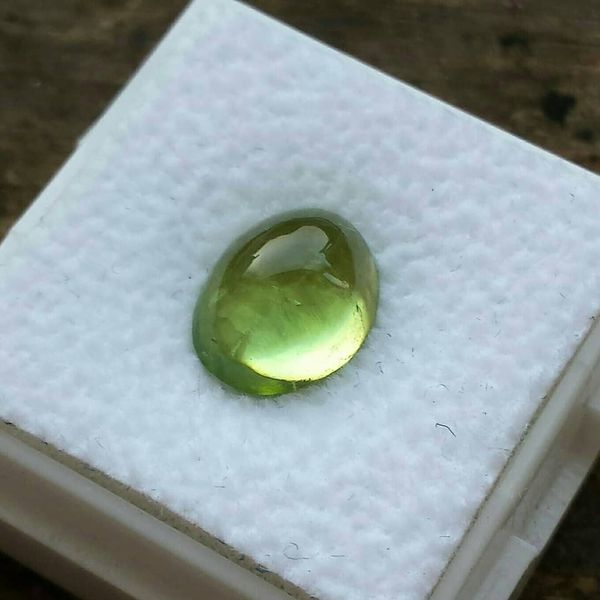 Peridot oval cabochon