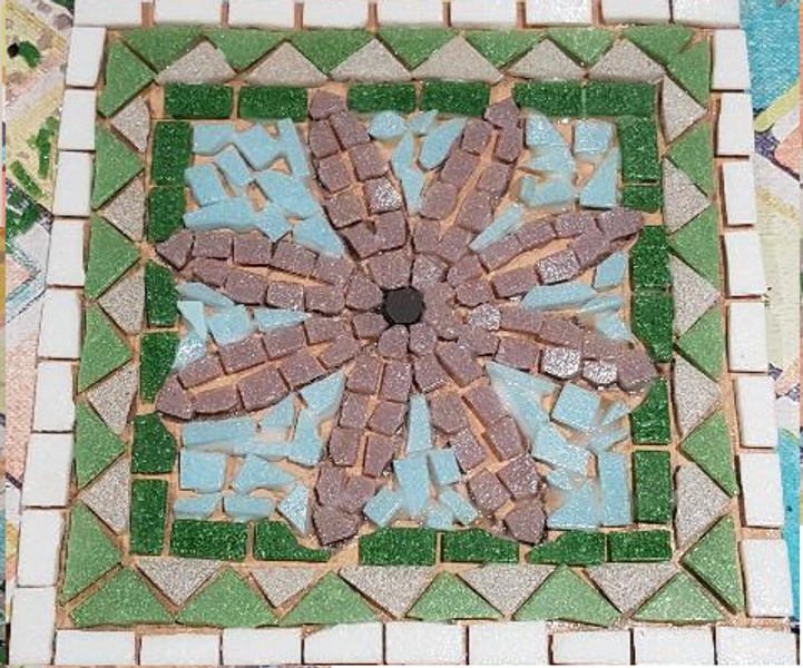 Ungrouted flower