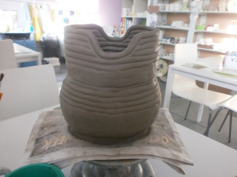 handbuilding-coil pot