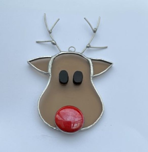 Rudolph decoration using glass enamelling