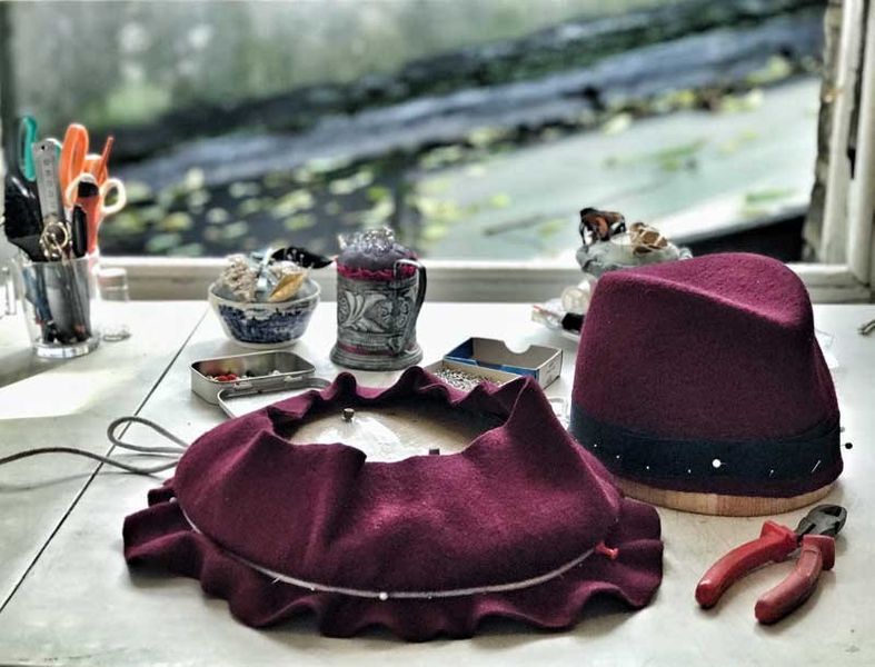 Felt store hat makers