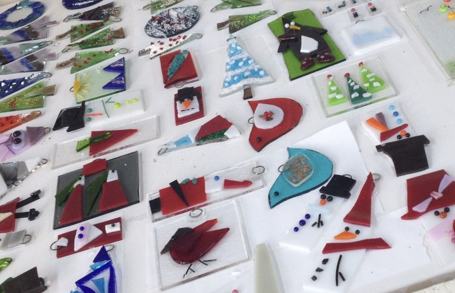 Fused glass Christmas decorations