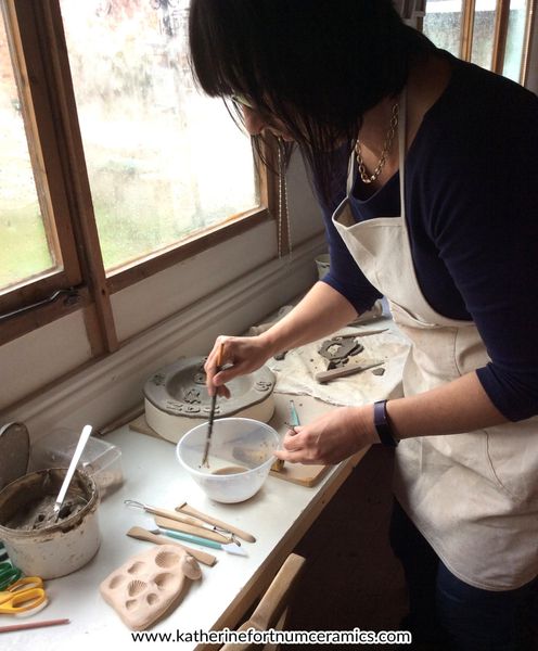 Lauraine Perkins, bowl workshop, 27-10-18 at Katherine Fortnum Ceramics