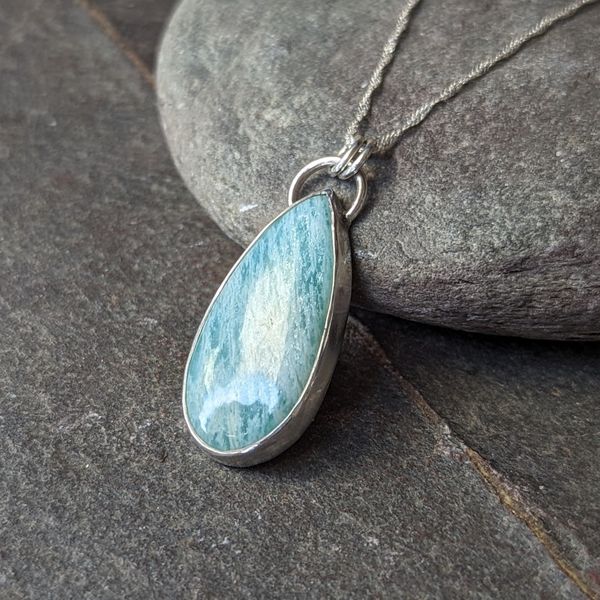 If you don't fancy seaglass you can also choose to purchase a semi precious stone on the day to use in your pendant or ring.