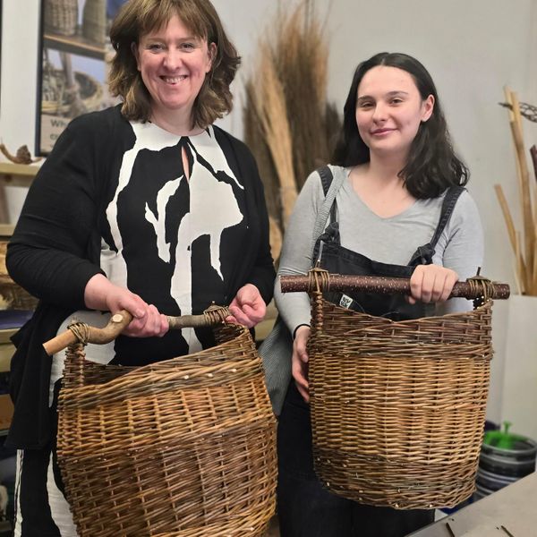 students with Asymmetrical baskets