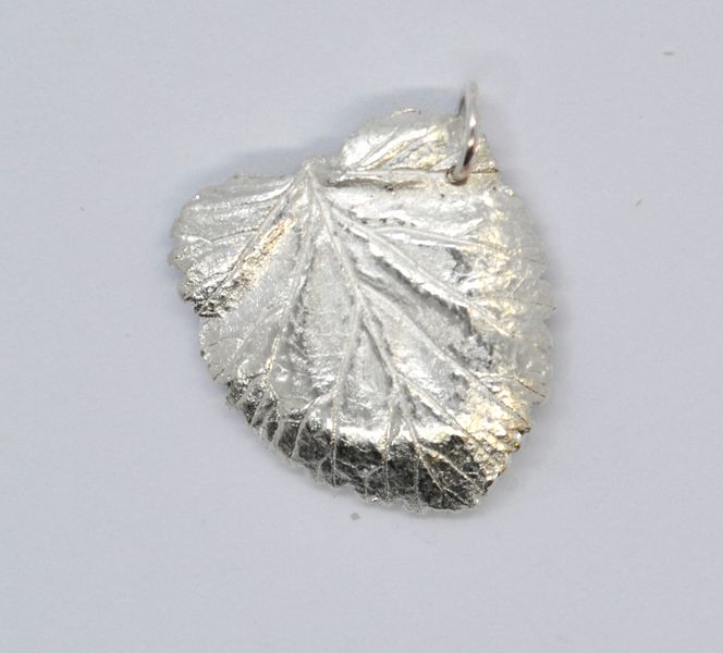 Fine silver replica leaf