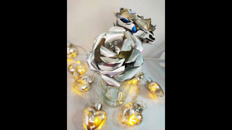 Reuse and recycle!  Everlasting blooms from discarded cans