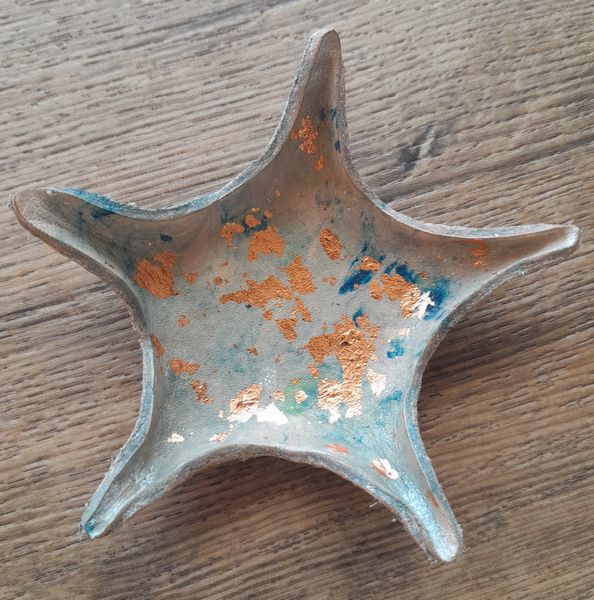 Wet moulded Star Bowl, one of many items you can make on this fun marbling workshop.