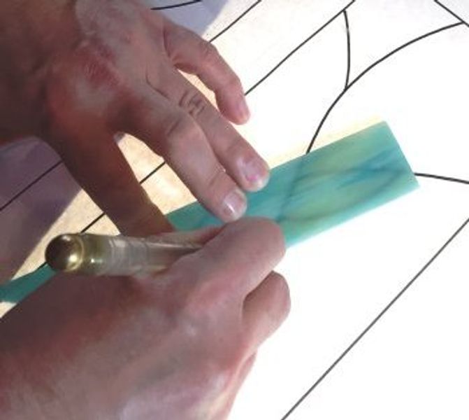 Cutting glass with a lightbox - we use opal glass for lamps