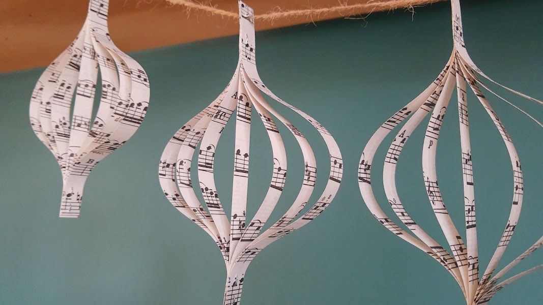 Sheet Music Bauble Bunting