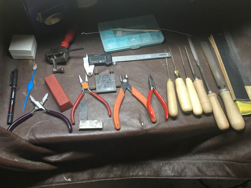 some of the tools for prong setting. 