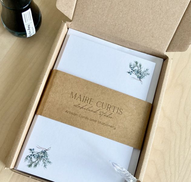 Winter Botanicals A6 flat notecard gift set from Maire Curtis Lakeland Studio
