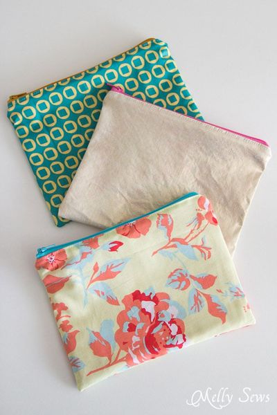 Zipper Pouch example from Melly Sews