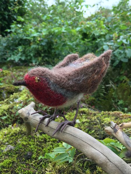 Needle Felt Robin at Cowshed Creative workshops in the Lake District