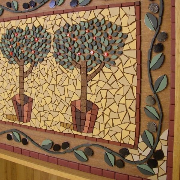 Mosaic tray - student's work created on zantium studios mosaic course