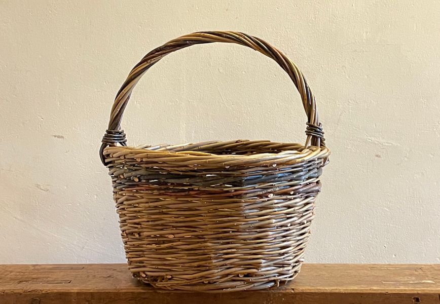 Beginners Round Willow Basket