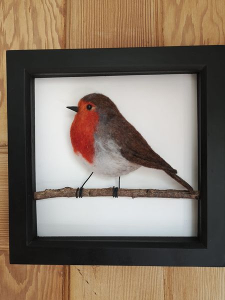 Christmas Needlefelted Robin