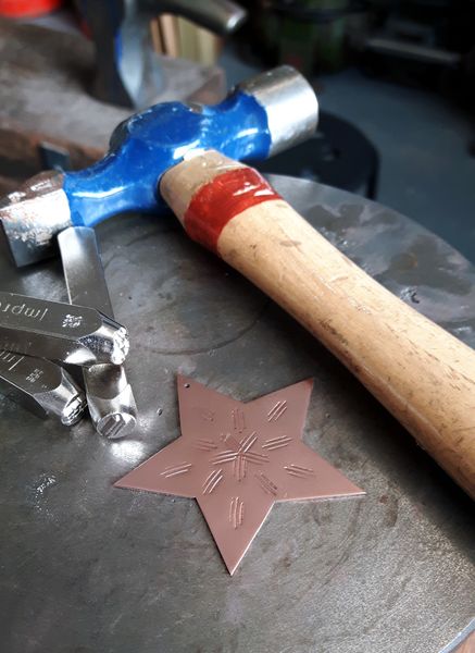 (DEMO) Using textured punches to a copper star design to life.