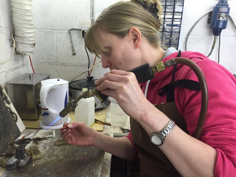 Soldering a ring