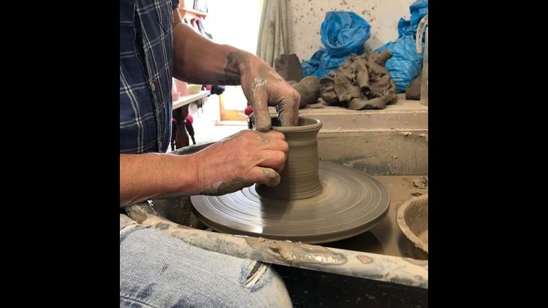 Pottery wheel throwing taster