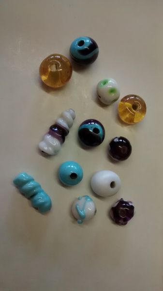 Student's flamework beads