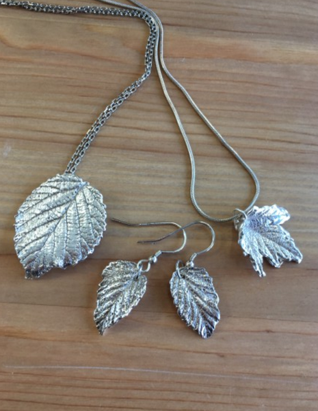 Silver leaves jewellery necklaces