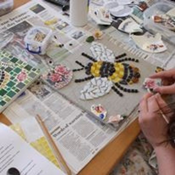 Mosaic Workshop: Broken china inclusions