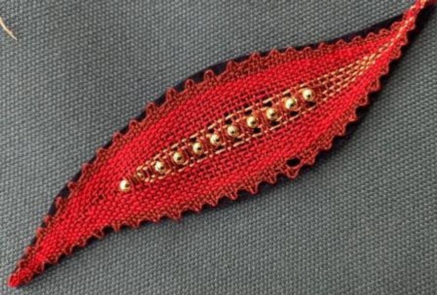 Beginners Lace - Leaf (Red with Beads)