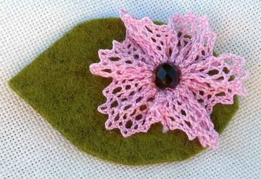 Flower on Leaf in Half-stitch