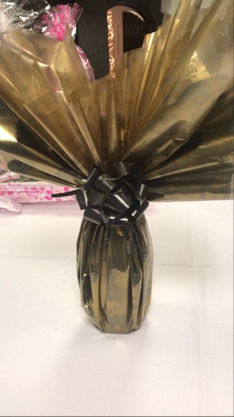 How to gift wrap a bottle in cellophane