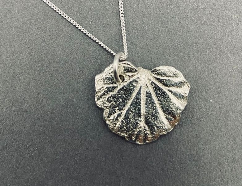 Silver clay jewellery at Cowshed Creative in the Lake District