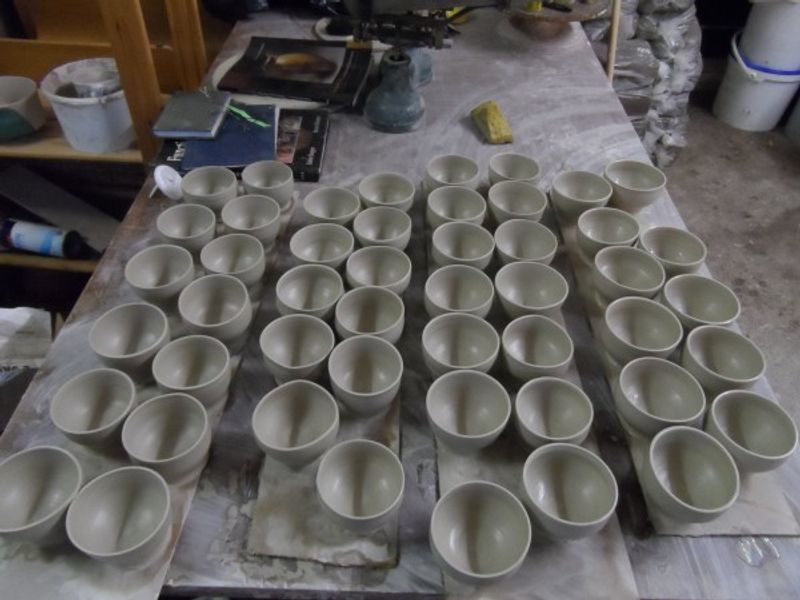 Pottery throwing sessions on the potter's wheel in Norfolk