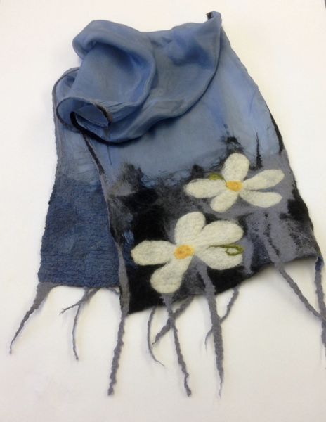 Nuno Scarf Workshop: Students Flower scarf