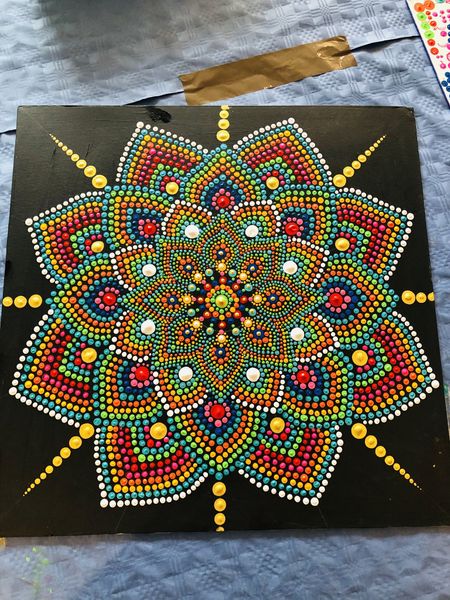 SENIORS ONLY - Dot Painting Mandala Class