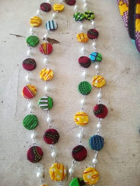Necklace. learn to make this beautiful African style necklace.  make your own necklace, Join.