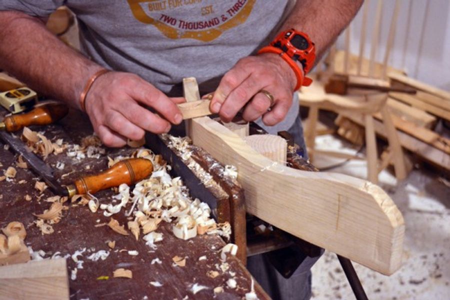 Shaping the chair's comb