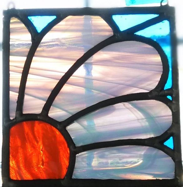 Small daisy leaded panel