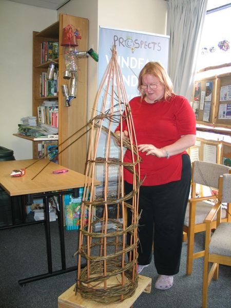 Willow obelisk workshop for Prospects Foundation