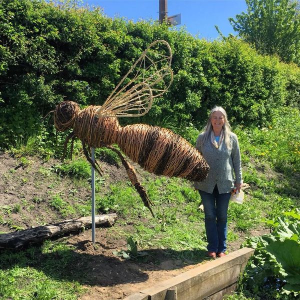 Willow bee sculpture for Park View 4U in Lytham