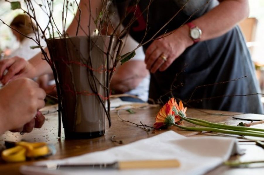 FlowerStart 4-week online flower arranging course