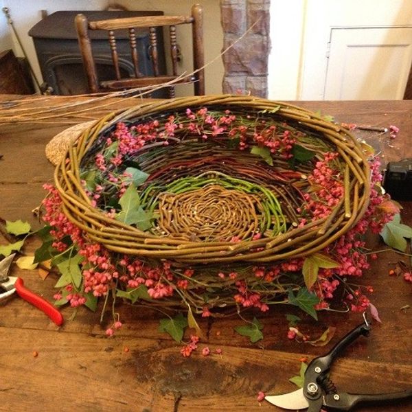 hedgerow basket with spindle made on the workshop at Usk castle 2016