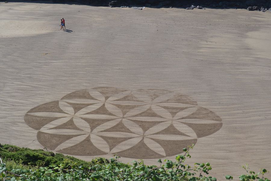 Textures of the beach on Sacred Geometry
