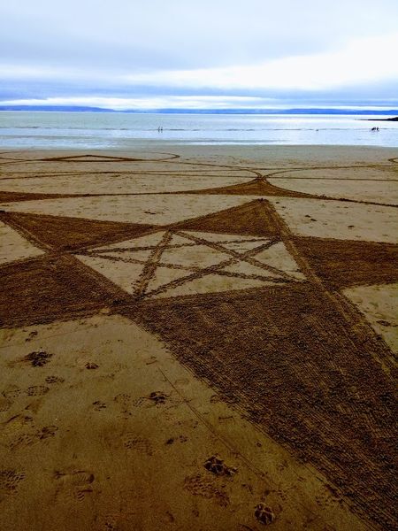 Barry Island low tide stars